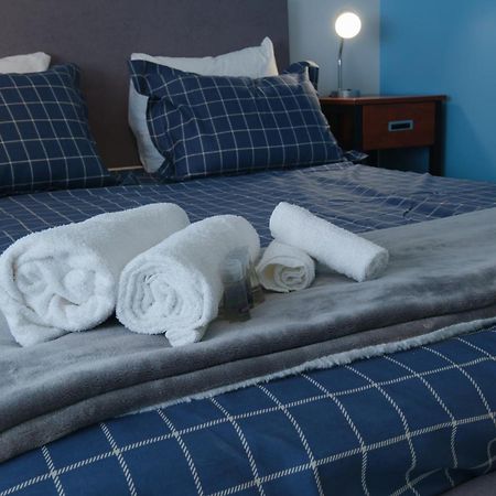 Au Campus Hotel Шербрук Екстериор снимка