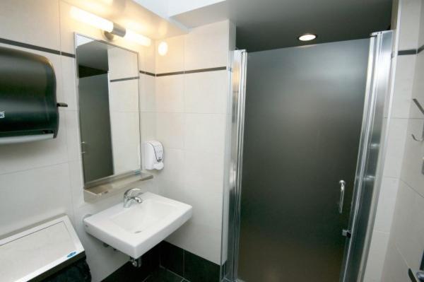 Au Campus Hotel Шербрук Екстериор снимка